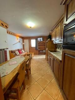 Appartement ski aux pieds dans résidence premium piscine, sauna hamam - Les Menuires - 3