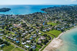 Bach 14 - Stay Waiheke - Blackpool - 7