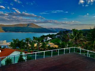 Vista Espetacular em Escarpas com Piscina - 0