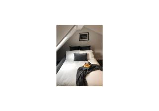 Grey Apartment - 8