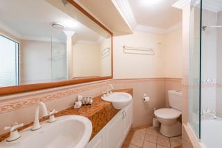 Breakers Unit 1 3 - LJHooker Yamba - Yamba - 2