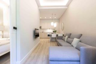 San Martin - The Rentals Collection - 3