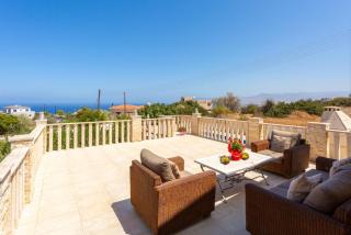 Villa Stone House - Neo Chorio - 1