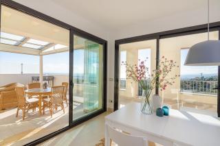 Luxurius Penthouse with Large Terrace and Spa - Marbella - 3