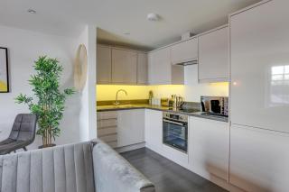 Cosy Chelmsford Apartment - Free Allocated Parking - Chelmsford - 8