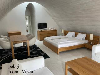 Besidka - Slavonice - 1