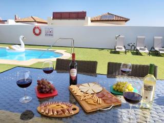 Villa Thais, private heated pool, ideal for your holidays in Caleta de Fuste - 2