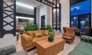 Bridge Hotel - Tbilisi - 9