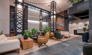 Bridge Hotel - Tbilisi - 8
