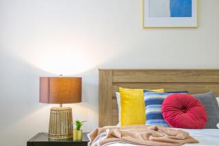 KOZYGURU LEICHHARDT COZY HOLIDAY 3 BED HOME + FREE PARKING-NLE367 - 8