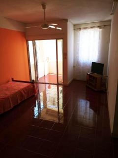Enchanting Bungalow in Chemin Grenier with Jacuzzi and Garden - Chemin Grenier - 2