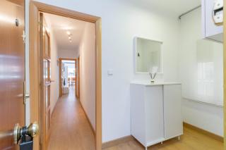 Cadillac Check-in flexible-Bien comunicado-cerca Barcelona - 4