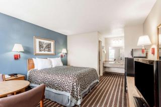 Days Inn by Wyndham Nashville N Opryland/Grand Ole Opry - Nashville - 2