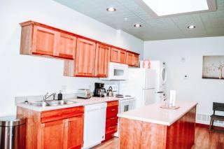 Renovated building in the heart of Rapid City! - Rapid City - 4