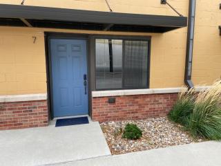Renovated building in the heart of Rapid City! - Rapid City - 9