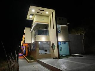 Lomas Hotel - 1