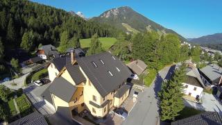 Berghi Hotel and Apartments - 9