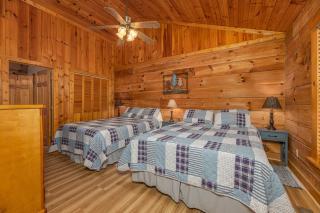 Firefly Hollow Cabin - Smoky Mountains - Soaky Mountain Water Park - Sevierville Convention Center - Pigeon Forge - 6