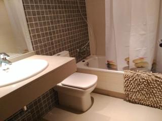 STYLISH FLAT, 2 BATHROOMS and SWIMMING POOL, NEXT TO THE BEACH! - Sant Adrià de Besòs - 4