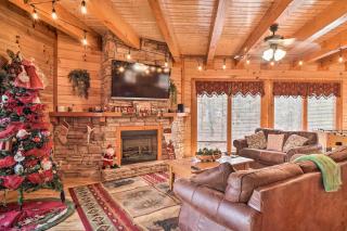 Cosby Cabin with Hot Tub about 18 Mi to Gatlinburg! - 2
