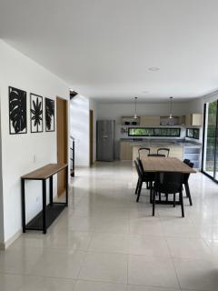 CASA MONTEBELLO CON PISCINA PRIVADA EN LA MESA - 6