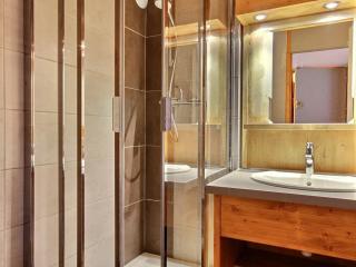 Appartement rénové avec balcon, au pied des pistes et proche commerces – Belle Plagne - FR-1-455-35 - Belle Plagne - 2