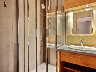 Appartement rénové avec balcon, au pied des pistes et proche commerces – Belle Plagne - FR-1-455-35 - Belle Plagne - 3