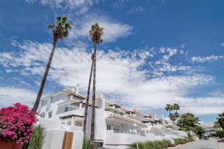 IVY-Modern 3 bedroom apt private garden - Marbella - 1