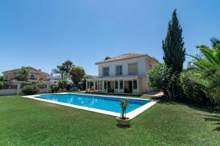 CLN- Spacious 6 bedroom villa next to beach - Marbella - 8