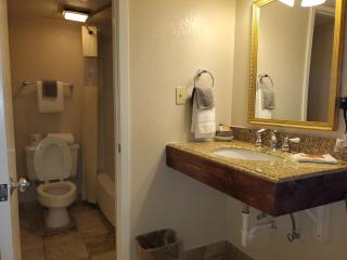 Kansas Country Inn - Oakley - 8