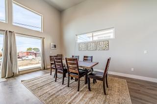 Pacific Breeze - Gold Beach - 5