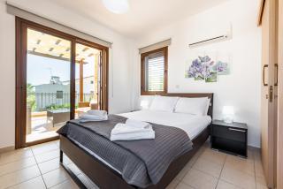 Villa Iris by Ezoria Villas - 5