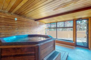 West Lake Lodge 309 - 9