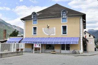 HOTEL DE LA GARE - Eygliers - 9