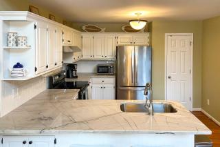 Lakefront House with Private Dock and Fire Pit! - Eatonton - 2