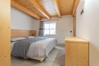 Chalet Butterfly 3 - 3