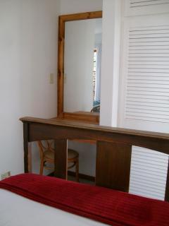 Haven of Peace and Garden Cottage - Hermanus - 9