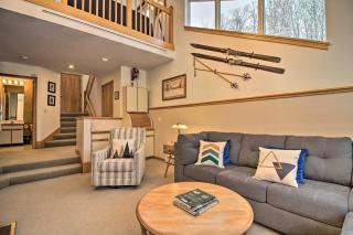 Condo Deck and Balcony, 4 Mi to 2 Ski Resorts! - 5