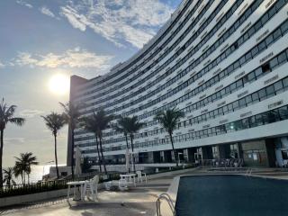 Apartamento beira mar localizado no Ondina Apart - 5