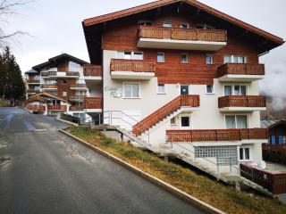 Charming and Bright Studio with Great View - 1