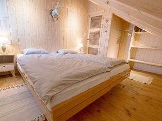 Chalet Chalet de la Vue des Alpes by Interhome - 7