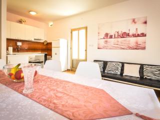 Holiday Home Marija by Interhome - Rovanjska - 8