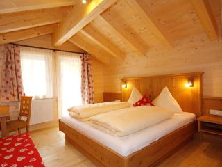 Chalet Antonia-1 by Interhome - Finkenberg - 7