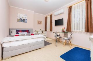 Stella 1&2 - Pink and Grey Studios near the Singing Fountains by Flat Mаnager - Plovdiv - 0