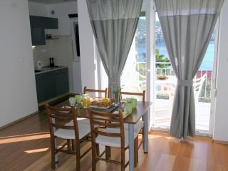 Apartment in Okrug Gornji with sea view, terrace, air conditioning, WiFi 5069-1 - Trogir - 2