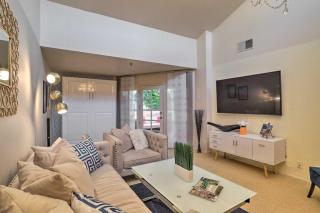 Resort Amenities Updated Palm Springs Villa - Palm Springs - 3