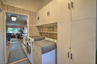 Waterfront North Bend Home 9 Miles into Town - 2