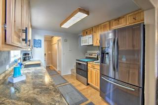 Waterfront North Bend Home 9 Miles into Town - 1