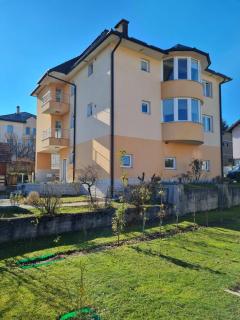 Stan na dan, JELENA, ljupki apartman sa parkingom - 9