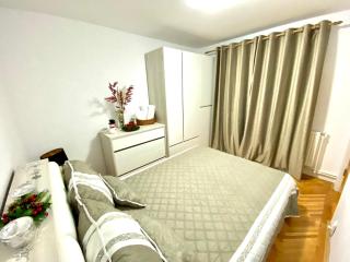 Home away - Chic and Cozy Apartment - Constanţa - 7